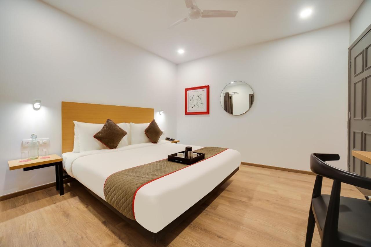 Oyo Townhouse 019 Anand Vihar Hotel New Delhi Exterior foto